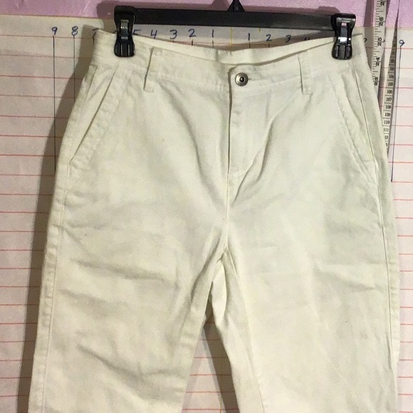 LIZ CLAIBORNE women’s capris sz 4 petite white - Picture 3 of 3